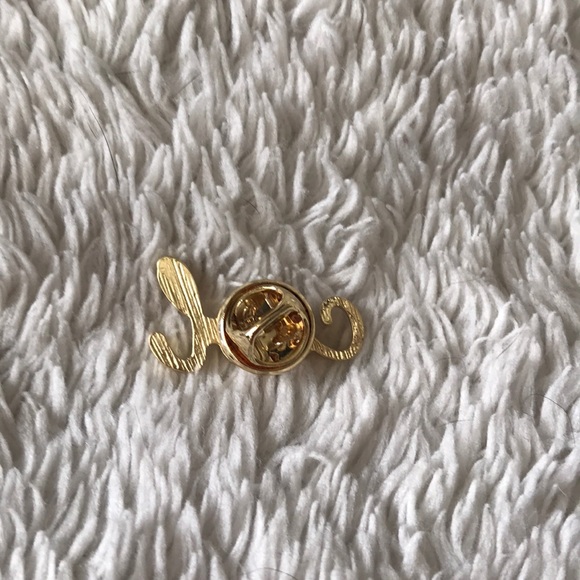 Cool Pin - Picture 2 of 3